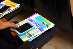 سخنرانی درباره پیشگیری از بیماریهای قلبی عروقی در خانه سلامت شهرداری تهران توسط دکتر اکبر نیک پژوه